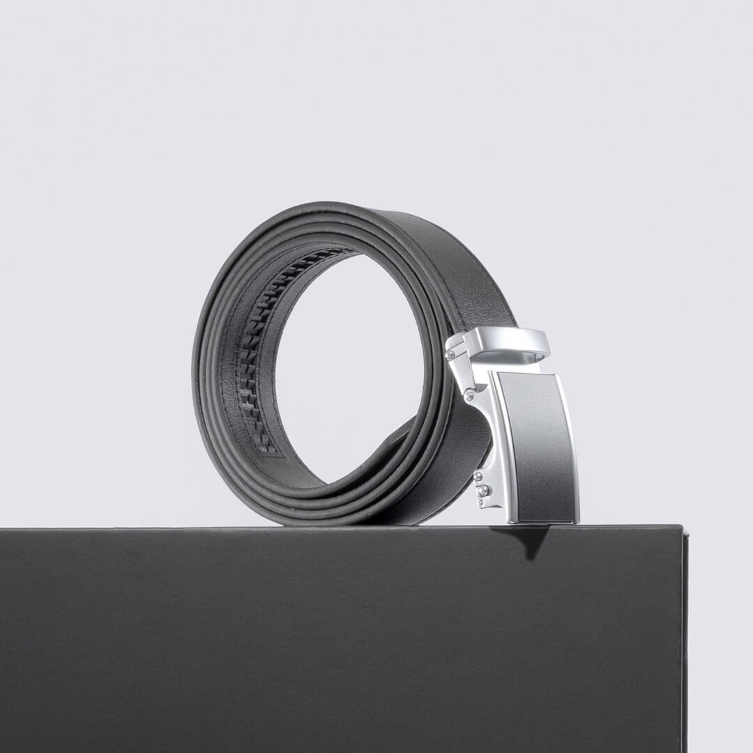 Black/Silver Heritage | Genuine Leather Belt - Minimum Co. Ratchet Leather Belts